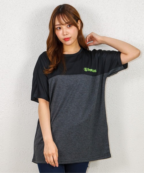 GGD(ジージーディー)の「カチオン天竺サイド切り替えビッグロゴTシャツ(Tシャツ/カットソー・レディース・グレー系その他/グレー/ネイビー系1/ネイビー系/ブラック・LL/L/M)」の1枚目の写真