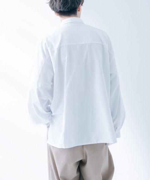 epnok（エプノック）の「サイドスリットオックスレギュラーシャツ（シャツ/ブラウス・メンズ・グレイッシュベージュ/オフホワイト・SMALL/MEDIUM/LARGE）」の6枚目の写真