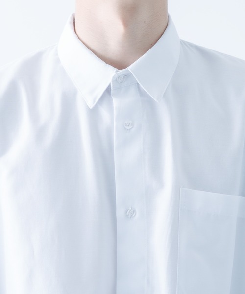 epnok（エプノック）の「サイドスリットオックスレギュラーシャツ（シャツ/ブラウス・メンズ・グレイッシュベージュ/オフホワイト・SMALL/MEDIUM/LARGE）」の11枚目の写真