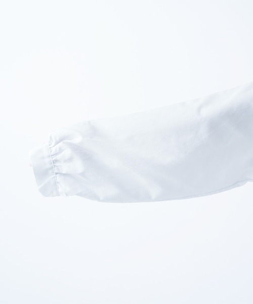 epnok（エプノック）の「サイドスリットオックスレギュラーシャツ（シャツ/ブラウス・メンズ・グレイッシュベージュ/オフホワイト・SMALL/MEDIUM/LARGE）」の13枚目の写真