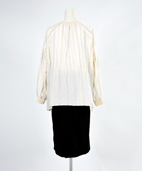 BDONNA（ビドンナ）の「カラミ風ドビーボーダー　ブラウス（シャツ/ブラウス・レディース・ネイビー/オフホワイト・MEDIUM）」の11枚目の写真