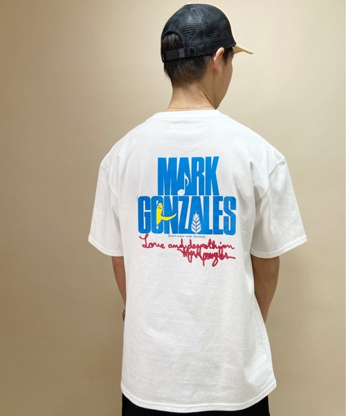 Mark Gonzales(マーク・ゴンザレス)の「【ムラサキスポーツ別注】MarkGonzales/マークゴンザレス バックプリントTシャツ MGMS029(Tシャツ/カットソー・メンズ・ホワイト/ブラック・L/M/XL)」の2枚目の写真
