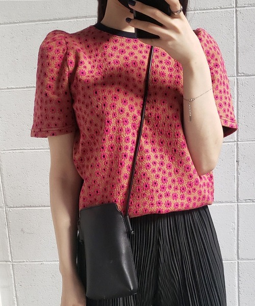 me+em select（ミームセレクト）の「マーガレットパフギャザースリーブトップス（Tシャツ/カットソー・レディース・ブルー/ブラック/ピンク/グリーン・FREE）」の22枚目の写真