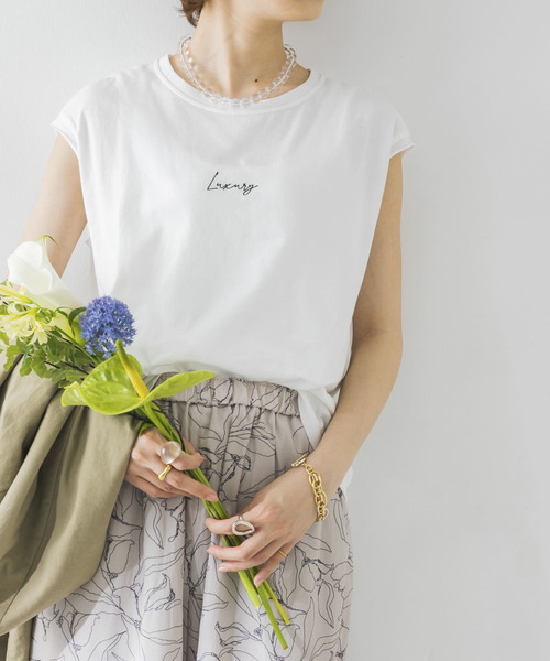 URBAN RESEARCH（アーバンリサーチ）の「『WEB限定』ロゴ刺繍フレンチスリーブTシャツ（Tシャツ/カットソー・レディース・ホワイト/チャコールグレー/モカ/ライトベージュ・FREE）」の2枚目の写真