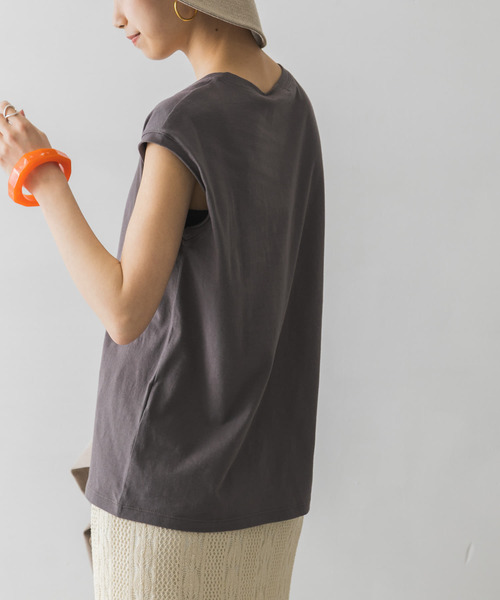 URBAN RESEARCH（アーバンリサーチ）の「『WEB限定』ロゴ刺繍フレンチスリーブTシャツ（Tシャツ/カットソー・レディース・ホワイト/チャコールグレー/モカ/ライトベージュ・FREE）」の12枚目の写真