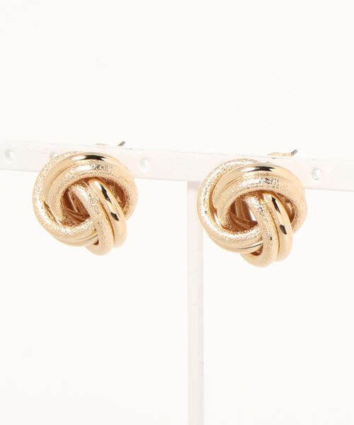 AMERICAN HOLIC（アメリカンホリック）の「アンティーク風メタルピアス　＊（ピアス（両耳用）・レディース・シルバー/ゴールド・FREE）」の2枚目の写真