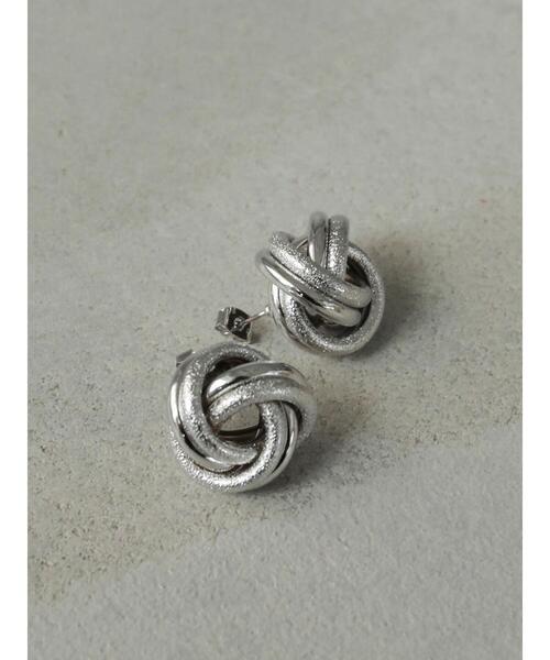 AMERICAN HOLIC（アメリカンホリック）の「アンティーク風メタルピアス　＊（ピアス（両耳用）・レディース・シルバー/ゴールド・FREE）」の3枚目の写真