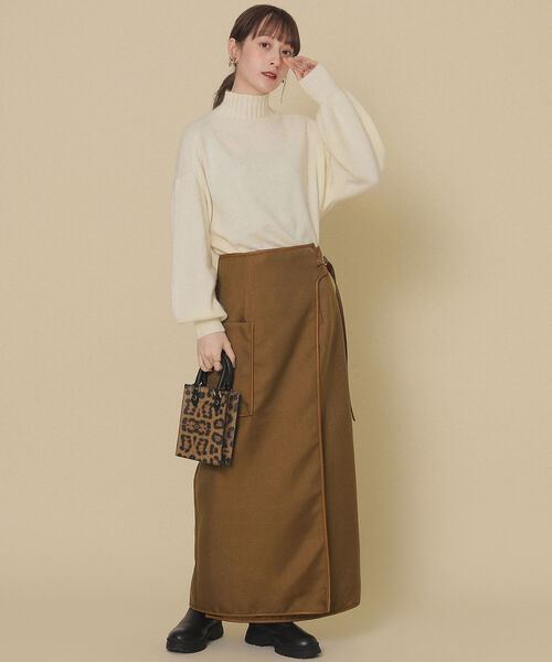 Ray BEAMS(レイビームス)の「Ray BEAMS / バルーン スリーブ タートルネック ニット(ニット/セーター・レディース・オフホワイト/グリーン系その他2/パープル系その他2・ONE SIZE)」の4枚目の写真