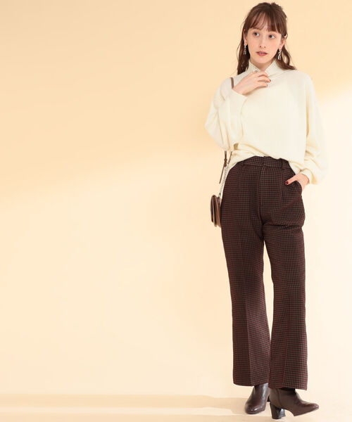 Ray BEAMS(レイビームス)の「Ray BEAMS / バルーン スリーブ タートルネック ニット(ニット/セーター・レディース・オフホワイト/グリーン系その他2/パープル系その他2・ONE SIZE)」の7枚目の写真