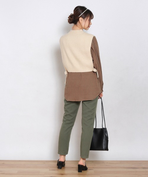 Crisp（クリスプ）の「レイヤードリブニットベスト（ベスト・レディース・ベージュ/アイボリー・FREE）」の11枚目の写真