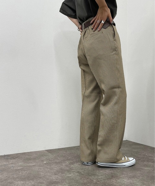 apres jour mignon（アプレジュールミニョン）の「チェックストレートパンツ【SETUP可能】【ZOZOTOWN限定アイテム】（その他パンツ・レディース・その他/ベージュ/ブラウン系その他・MEDIUM/X-LARGE/SMALL）」の4枚目の写真