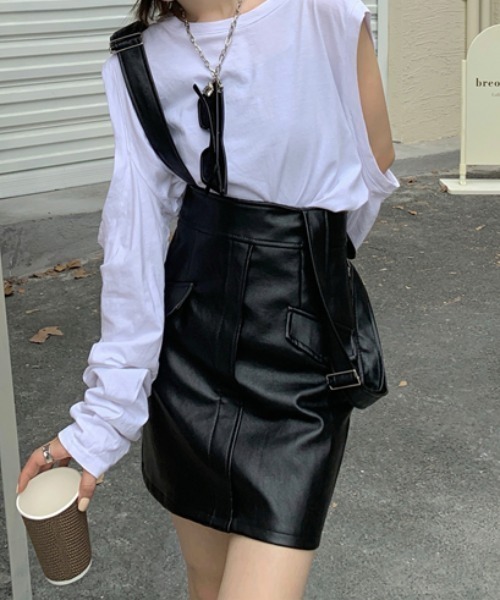 MANGROVE（マングローブ）の「ハッキングポケットレザーサスペンダースカート（スカート・レディース・ブラック/アイボリー・MEDIUM/LARGE）」の2枚目の写真