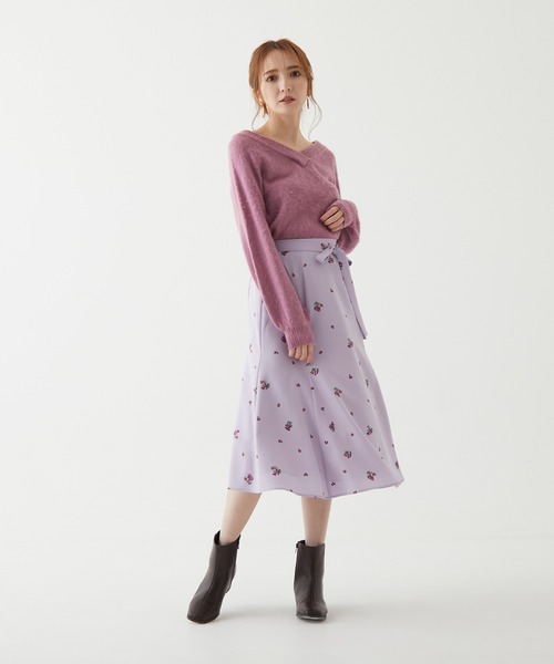 BE RADIANCE（ビーラディエンス）の「Backレースニットトップス（ニット/セーター・レディース・ネイビー/アイボリー/ピンク・FREE）」の3枚目の写真