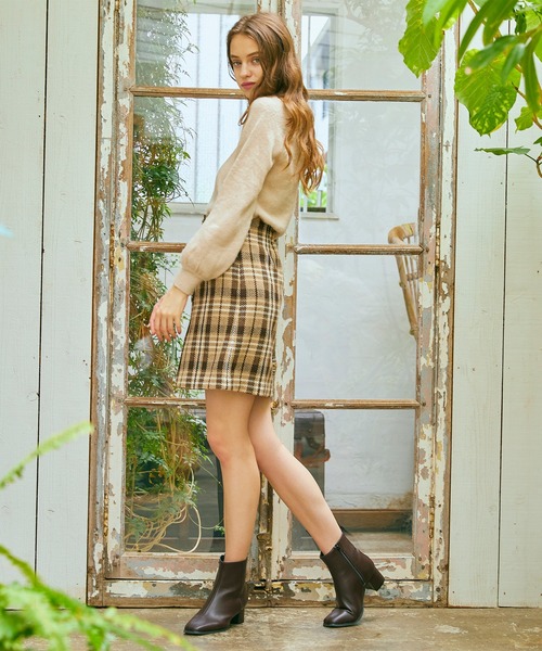 BE RADIANCE（ビーラディエンス）の「Backレースニットトップス（ニット/セーター・レディース・ネイビー/アイボリー/ピンク・FREE）」の5枚目の写真