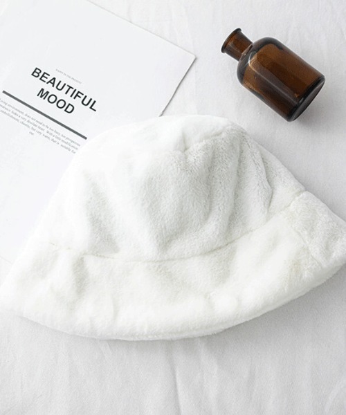 SFW（エスエフダブリュー）の「バケットハット 無地 アニマル ファー（ハット・レディース・ホワイト/ブラック/ブラウン/ピンク/レオパード/ゼブラ/ホワイト系・FREE）」の2枚目の写真