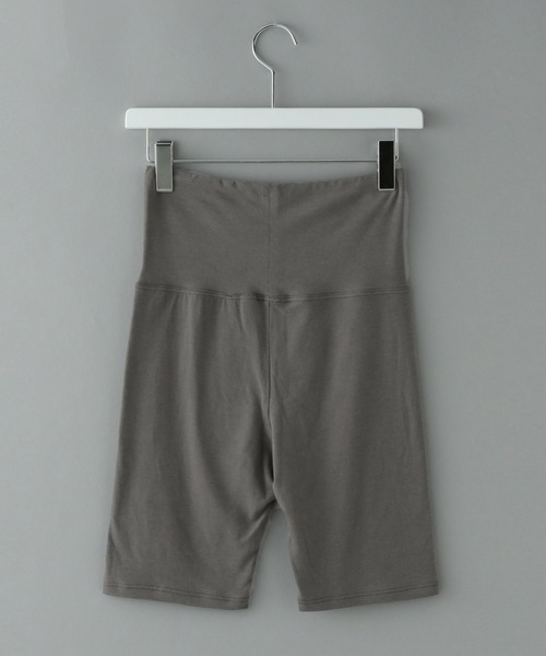 e/rm（イーアールエム）の「【e/rm】モイスチャースキンウエアハラマキハーフレギンス　216443（レギンス/スパッツ・レディース・ライトベージュ/チャコールグレー・FREE）」の5枚目の写真