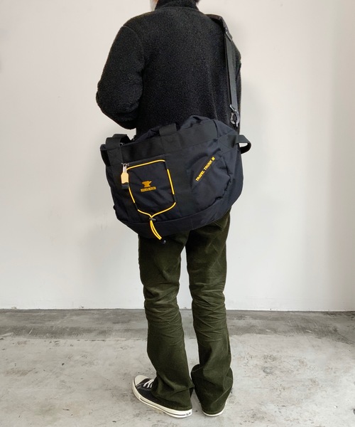 MOUNTAIN SMITH(マウンテンスミス)の「ST:MOUNTAIN SMITH TRAVEL TRUNK M(アウトドアグッズ・メンズ・ブラック・FREE)」の1枚目の写真