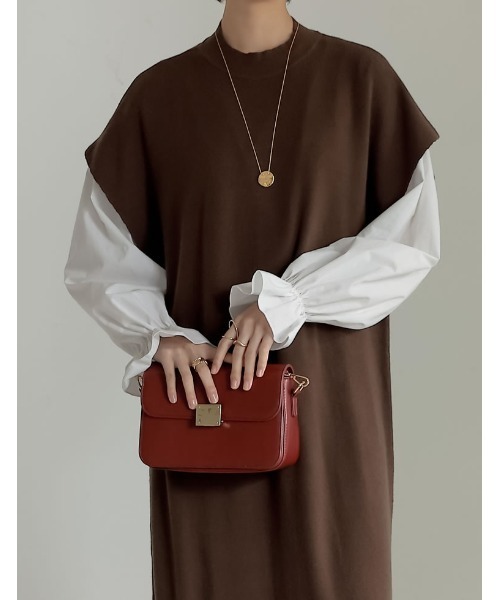 Re:EDIT（リエディ）の「[新色追加][低身長サイズ有][2点セット]ブロードシャツ×ドロップショルダーロングニットワンピース（ワンピース・レディース・ブラック/ブラウン/チャコールグレー・MEDIUM/LARGE/SHORT）」の5枚目の写真