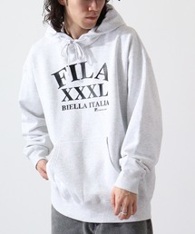 FILA オーバーサイズ プルオーバーフーディー