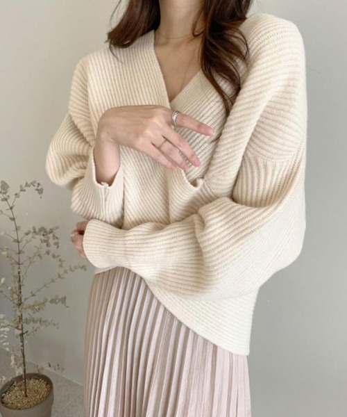 Leja(レジャ)の「【LEJA】カシュクールニット Vネック プルオーバー(ニット/セーター・レディース・ブラック/ベージュ/グレー/カーキ・FREE)」の5枚目の写真