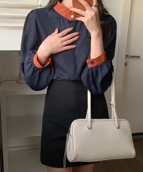 Diosfront（ディオスフロント）の「ボリュームスリーブ配色スタンドネックシャツ（シャツ/ブラウス・レディース・ホワイト/ネイビー・M/L）」の16枚目の写真