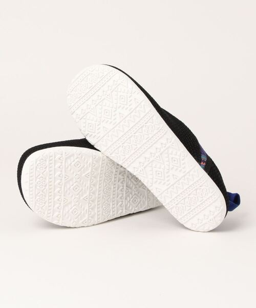 チチカカ(チチカカ)の「キルティングメッシュスニーカー(スリッポン・レディース・ホワイト/ブラック/カーキ・LARGE/MEDIUM)」の5枚目の写真