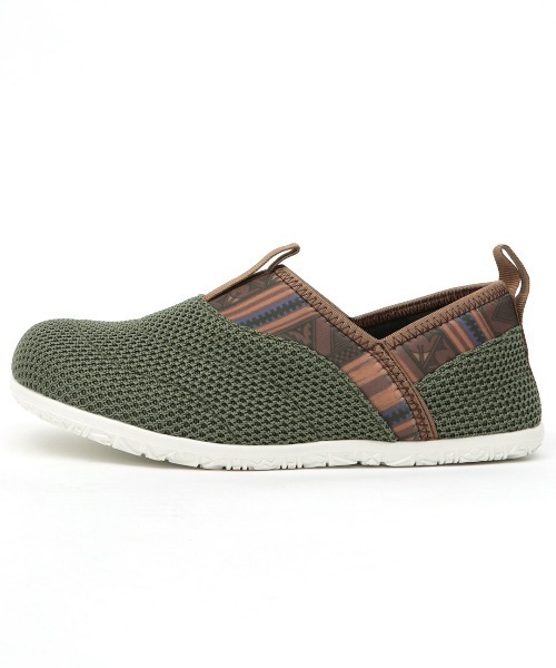 チチカカ(チチカカ)の「キルティングメッシュスニーカー(スリッポン・レディース・ホワイト/ブラック/カーキ・LARGE/MEDIUM)」の17枚目の写真