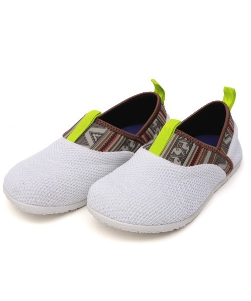 チチカカ(チチカカ)の「キルティングメッシュスニーカー(スリッポン・レディース・ホワイト/ブラック/カーキ・LARGE/MEDIUM)」の11枚目の写真