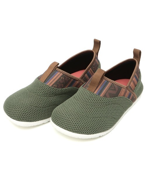 チチカカ(チチカカ)の「キルティングメッシュスニーカー(スリッポン・レディース・ホワイト/ブラック/カーキ・LARGE/MEDIUM)」の13枚目の写真