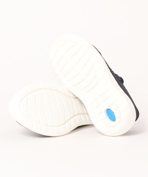 crocs(クロックス)の「クロックス crocs ライトライド ペイサー キッズ LiteRide Pacer K(スニーカー・キッズ・ネイビー×ホワイト・17.5cm/18.5cm/20cm/21cm/19.5cm/19cm/18cm)」の2枚目の写真