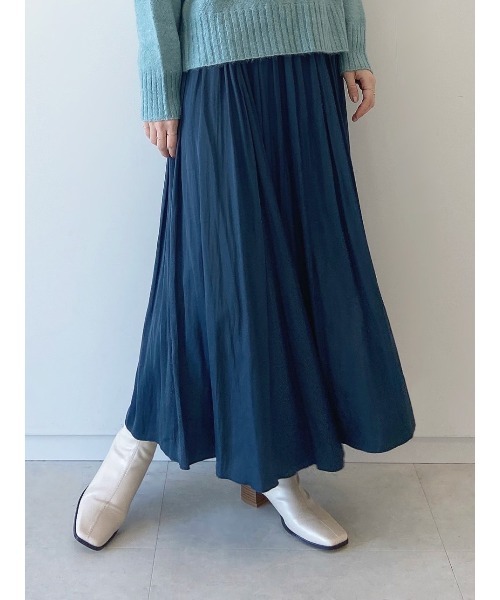 Samansa Mos2 blue（サマンサモスモスブルー）の「チンツ加工ワッシャープリーツスカート（スカート・レディース・グレー/ブルー/ピンク・ﾌﾘ-）」の2枚目の写真