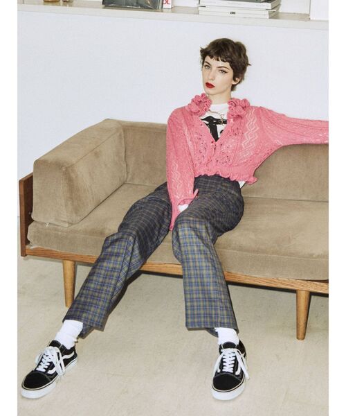 jouetie（ジュエティ）の「ストレートタックパンツ【WEB限定】（スラックス・レディース・ブラック/パープル/ネイビー/ブラウン/レッド/ピンク/イエロー/ブルー/グリーン・MEDIUM）」の16枚目の写真