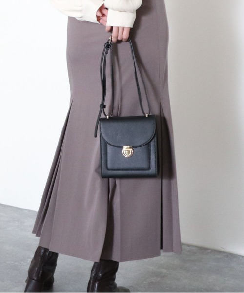 archives（アルシーヴ）の「豆挿しフラップショルダー（ショルダーバッグ・レディース・ブラック/グレー/アイボリー・FREE）」の3枚目の写真