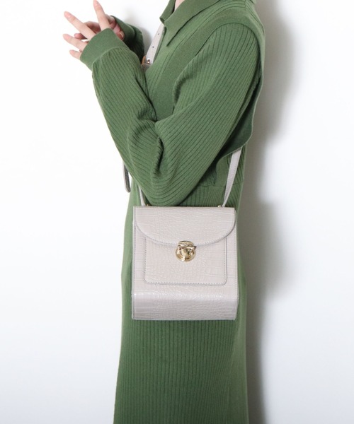 archives（アルシーヴ）の「豆挿しフラップショルダー（ショルダーバッグ・レディース・ブラック/グレー/アイボリー・FREE）」の10枚目の写真