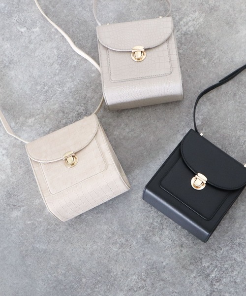 archives（アルシーヴ）の「豆挿しフラップショルダー（ショルダーバッグ・レディース・ブラック/グレー/アイボリー・FREE）」の13枚目の写真