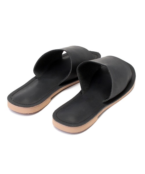 LUGG NAGG(ラグナグ)の「カバードフラットサンダル(サンダル・レディース・ブラック/ブラウン/ナチュラル・23.5cm/24.5cm/23.0cm/24.0cm)」の6枚目の写真