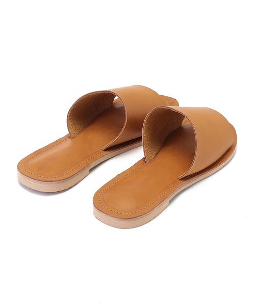 LUGG NAGG(ラグナグ)の「カバードフラットサンダル(サンダル・レディース・ブラック/ブラウン/ナチュラル・23.5cm/24.5cm/23.0cm/24.0cm)」の10枚目の写真