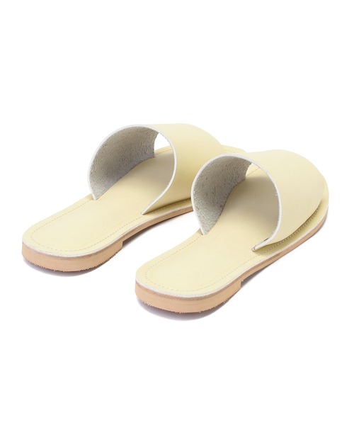 LUGG NAGG(ラグナグ)の「カバードフラットサンダル(サンダル・レディース・ブラック/ブラウン/ナチュラル・23.5cm/24.5cm/23.0cm/24.0cm)」の14枚目の写真