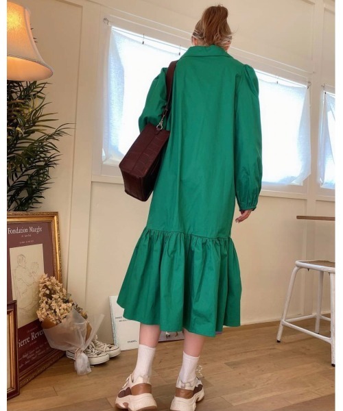 DAIS-Y(デイジー)の「パフスリーブワンピース(シャツワンピース・レディース・ブラック/グリーン・FREE)」の7枚目の写真