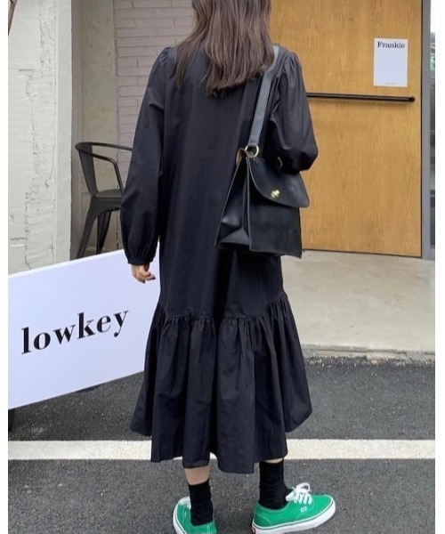 DAIS-Y(デイジー)の「パフスリーブワンピース(シャツワンピース・レディース・ブラック/グリーン・FREE)」の20枚目の写真