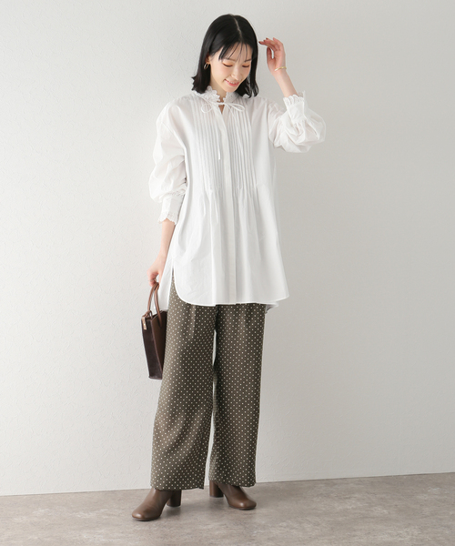 La TOTALITE(ラトータリテ)の「ドットツイルタックワイドパンツ(その他パンツ・レディース・オリーブ/ネイビー/サックスブルー・36/38)」の4枚目の写真