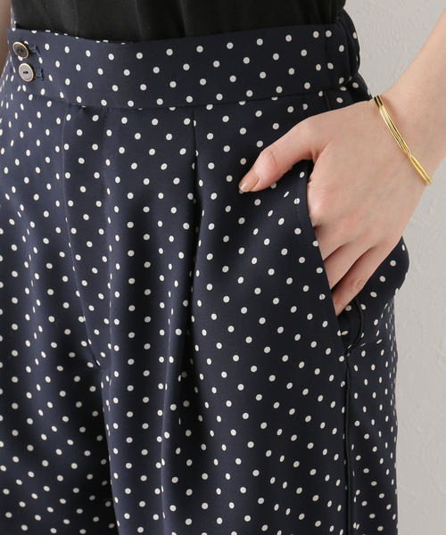 La TOTALITE(ラトータリテ)の「ドットツイルタックワイドパンツ(その他パンツ・レディース・オリーブ/ネイビー/サックスブルー・36/38)」の22枚目の写真
