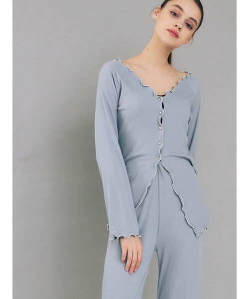 MERCURYDUO(マーキュリーデュオ)の「【GENTLE】配色メロウカットソーセットアップ(ルームウェア/パジャマ・レディース・ブラック/ライトブルー・FREE)」の21枚目の写真