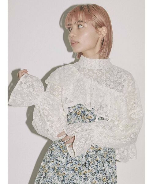 merry jenny（メリージェニー）の「short asymmetry lace tops（その他トップス・レディース・アイボリー/ブラック・FREE）」の4枚目の写真