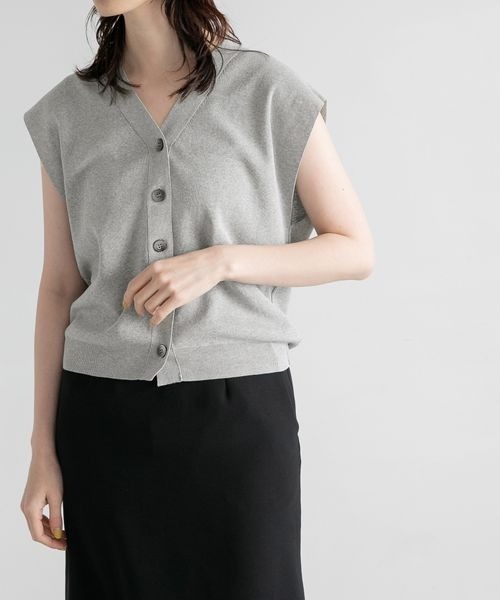 yuw（ユウ）の「アウトリンキングベスト　270313（ベスト・レディース・ブラック/グレー/ブルー/ピンク・FREE）」の6枚目の写真