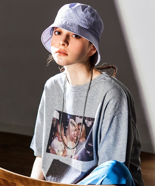 AMERICAN RAG CIE（アメリカンラグシー）の「LIFE Courtney Love Tee（Tシャツ/カットソー・メンズ・オフホワイト/グレー・SMALL/MEDIUM/LARGE）」の7枚目の写真