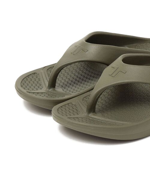 TELIC（テリック）の「TELIC:FLIP FLOP◇（サンダル・レディース・ブラック/ブラウン/オフホワイト/カーキ・SMALL/MEDIUM/X-SMALL）」の8枚目の写真