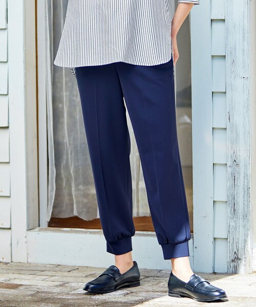 J.PRESS(ジェイプレス)の「【洗える】TA/PEモクロディ ジョガー パンツ(その他パンツ・レディース・ブラック系/ネイビー系・T13/T17)」の1枚目の写真