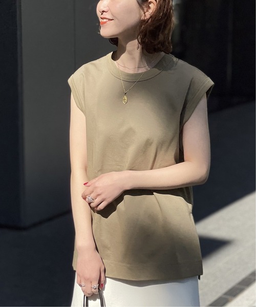 Spick & Span（スピックアンドスパン）の「【WRAPINKNOT】オーバーサイズタンクトップ（タンクトップ・レディース・カーキ/ブラック/ホワイト・FREE）」の13枚目の写真