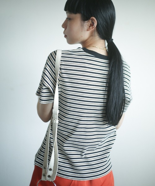 spoon store(スプーンストア)の「マルチボーダーTシャツ(Tシャツ/カットソー・レディース・ブラック/ピンク/ブルー・フリー)」の4枚目の写真